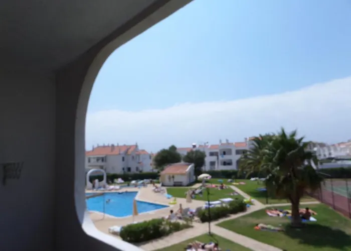 アパートホテル Turisticos Silchoro 3*