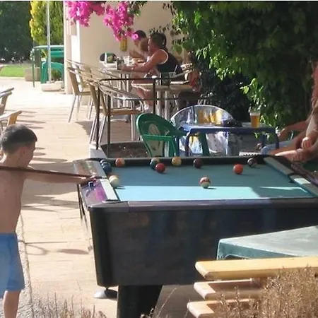 アパートホテル Turisticos Silchoro 3*